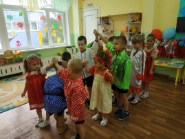 развлекательное мероприятие "В крепкой дружбе наша сила" развлекательное мероприятие "В крепкой дружбе наша сила".